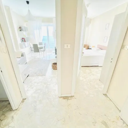 Sally's - Casa Peonia